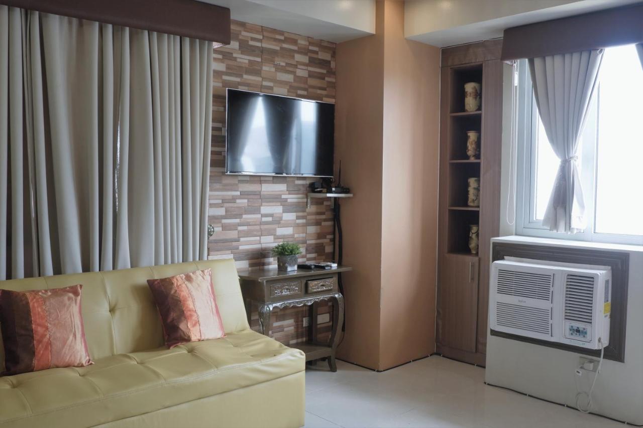 One Palm Tree Villas マニラ市 エクステリア 写真